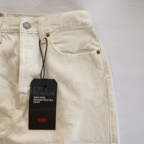 New LEVI'S High Rise Deconstructed mini Skirt - Picture 9 of 10